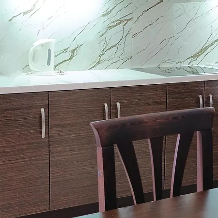 Sea View For 10 People شقة ساراندا